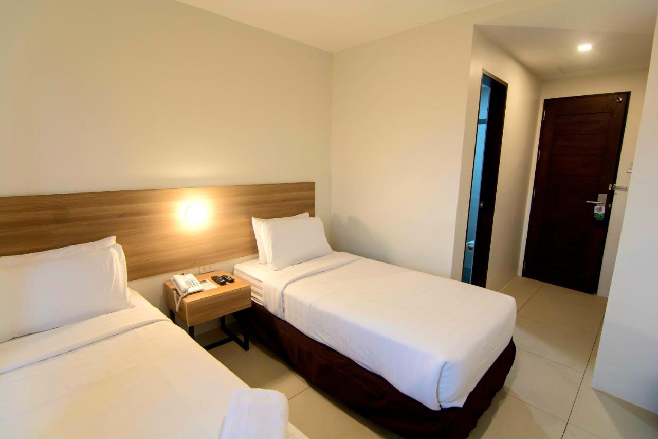 Mango Suites Tuguegarao City Eksteriør billede