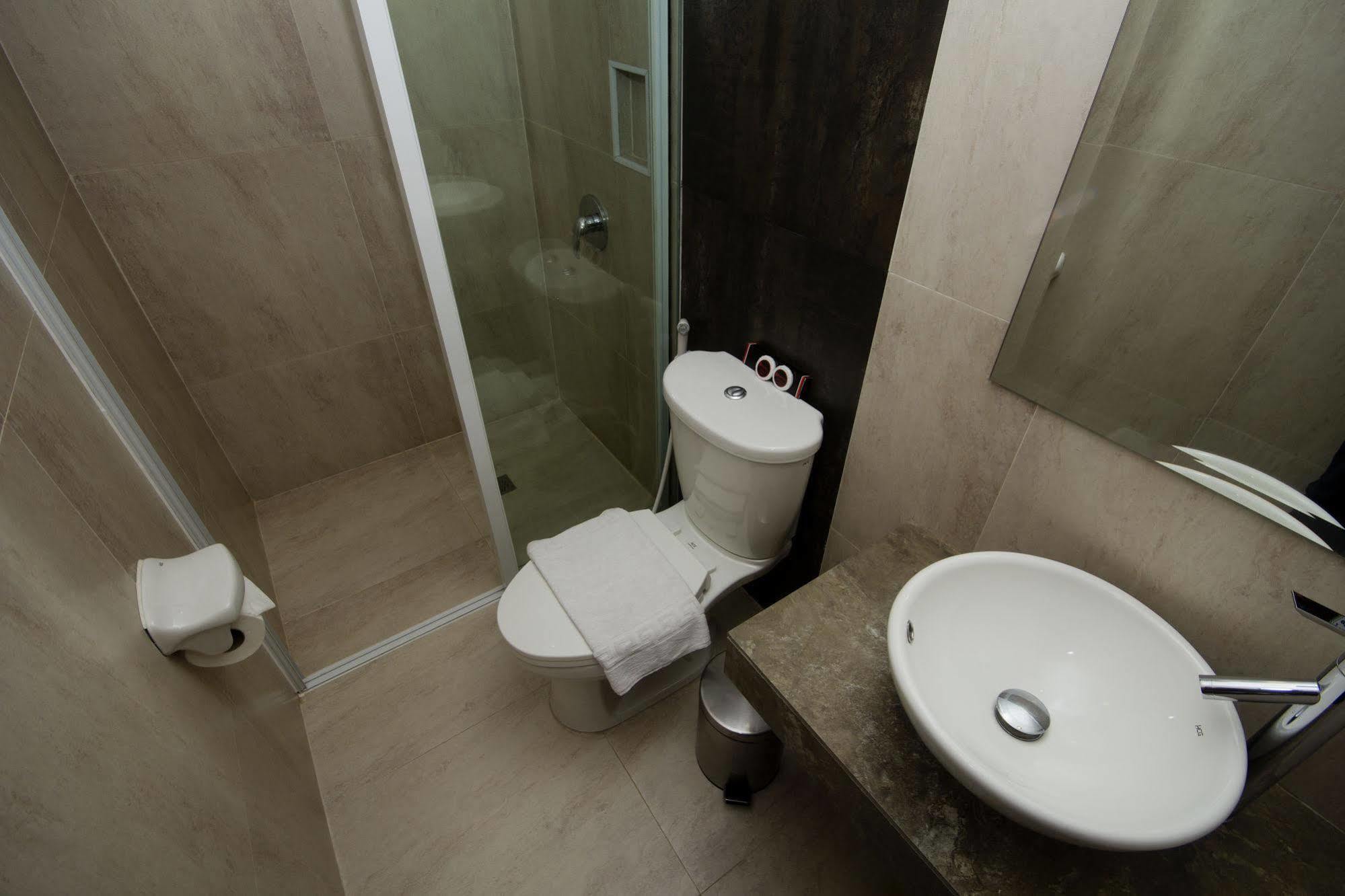 Mango Suites Tuguegarao City Eksteriør billede
