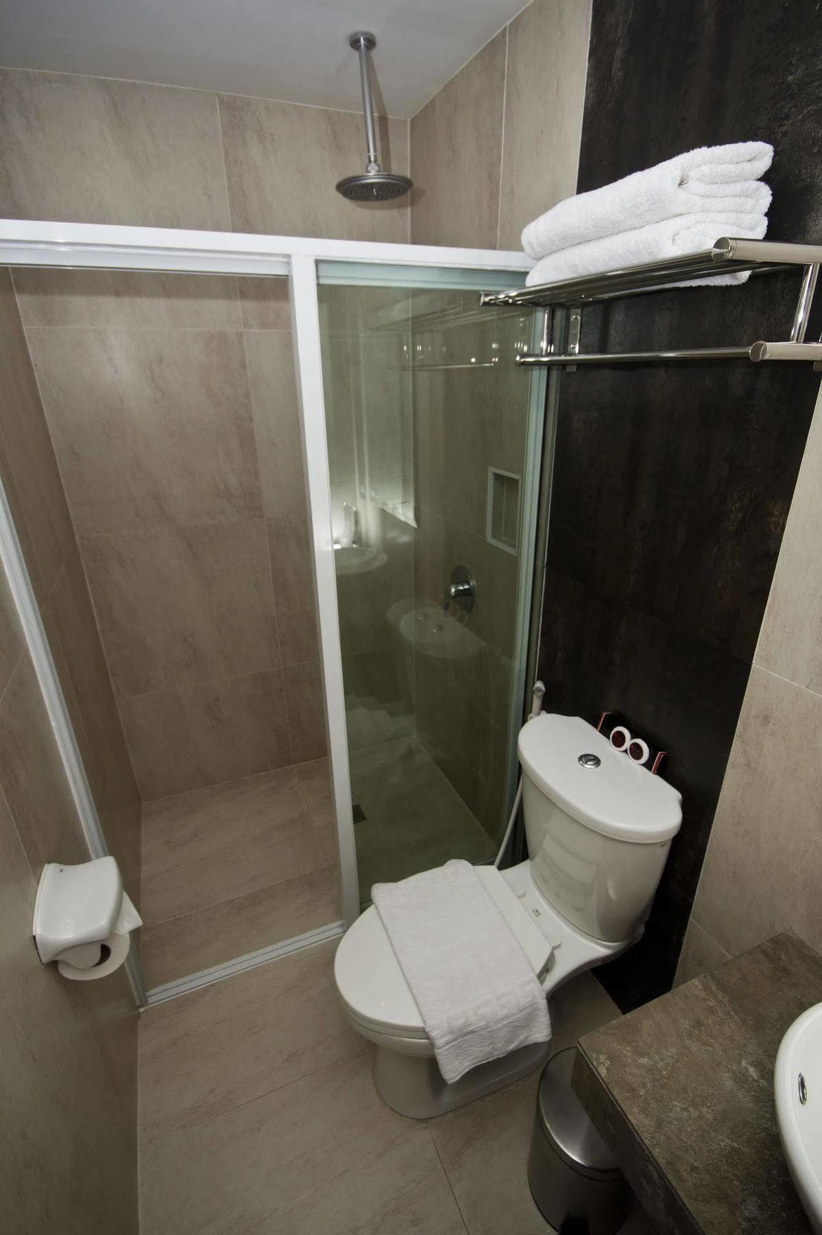 Mango Suites Tuguegarao City Eksteriør billede
