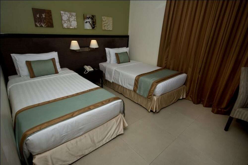 Mango Suites Tuguegarao City Eksteriør billede